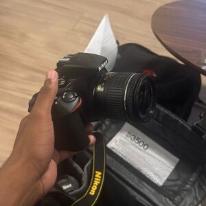 Nikon Black D3500